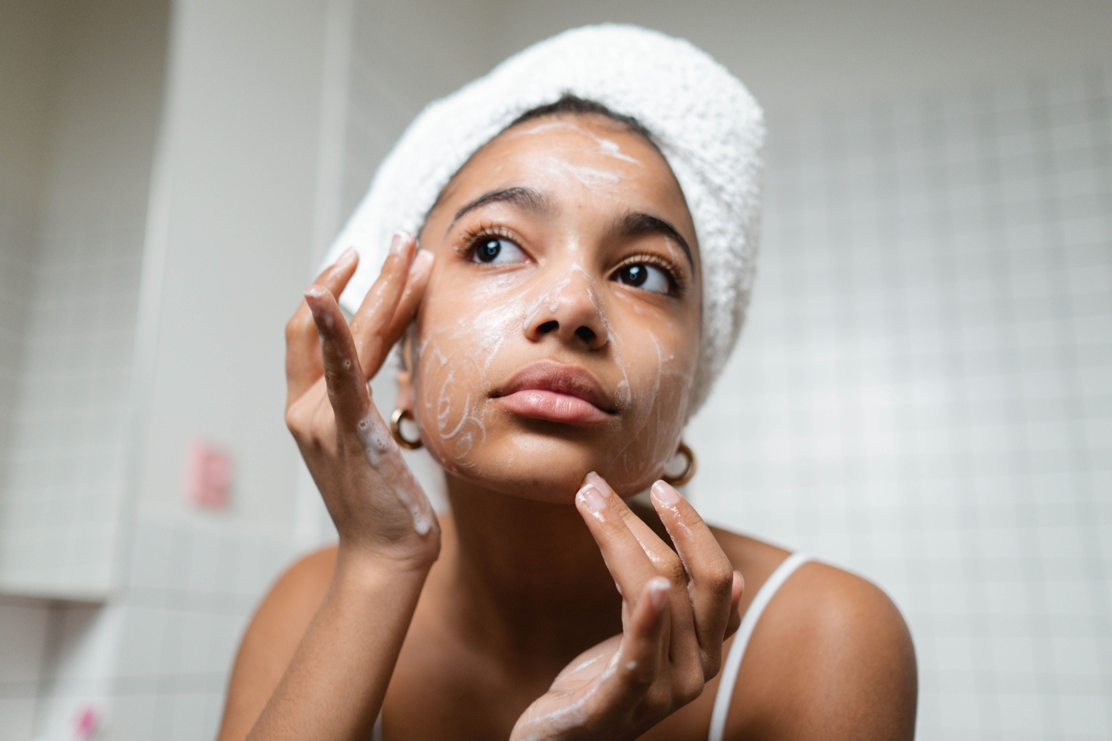 How to Build a Clean Beauty Skincare Routine From Scratch — The 3-Step Method