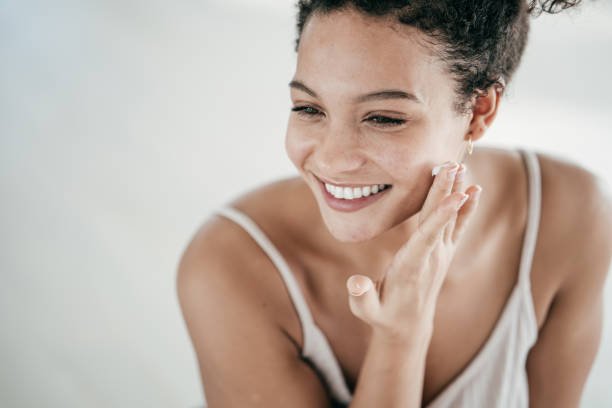 Skincare Ingredients that Can Fight Signs of Aging - Zafra